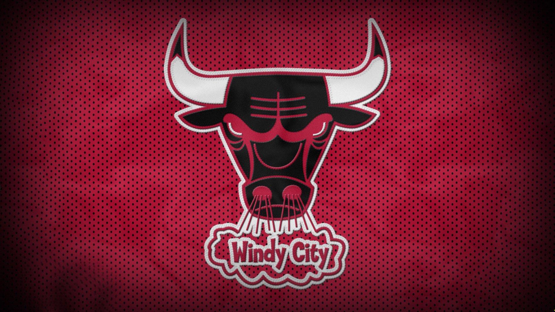 格斗巨星李龙豪强势卫冕，激战五回合击败挑战者王猛